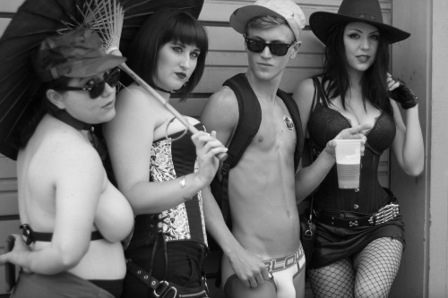 Folsom Street Fair(ly Crazy) was so hot this year. Plenty of FLAME and leather and sexy and nastty!!