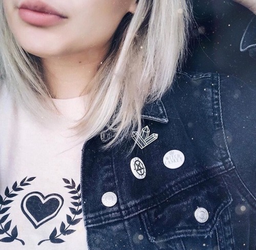 @ naomienchanted (IG) wearing some of our past Witch Casket badges and pins! LOVE this.  To subscrib