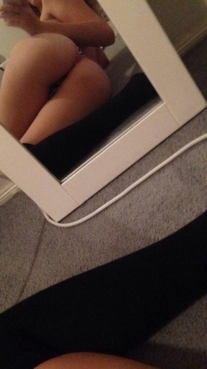 dateamateur:   Adult dating. Choose from big database of sexy hotties around the world! 