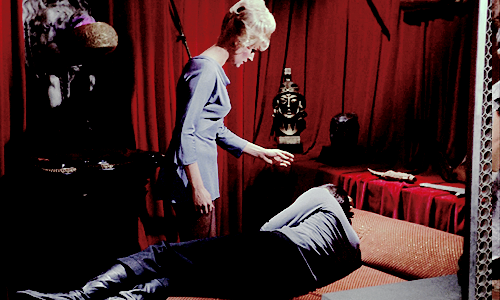 carmelilla9:8 images per episode - Amok Time