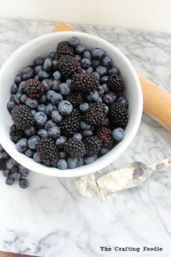 foodffs:  Fresh Blueberry Pie Really nice