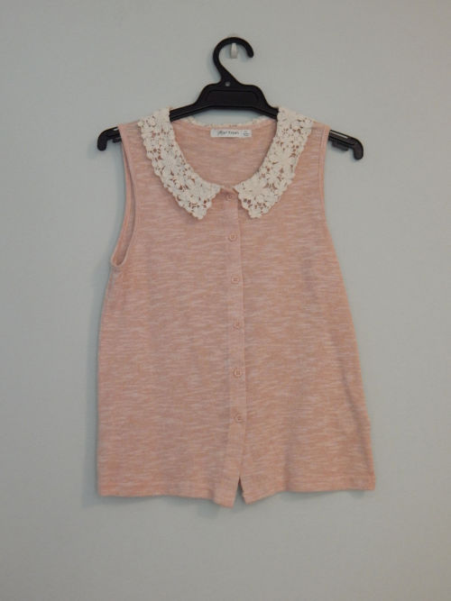 I&rsquo;m selling some clothes on ebay if anyone would care to take a look. (posting to Australia on