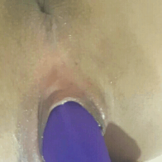 satinsheetsxxx:jasmineeroseexx:The pop at the end is my favorite. Ask about my $15 snapchat.Kik: jas