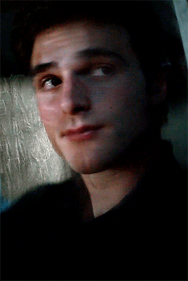 tumblr_ptmikdCQW51ua1nbgo2_400.gif