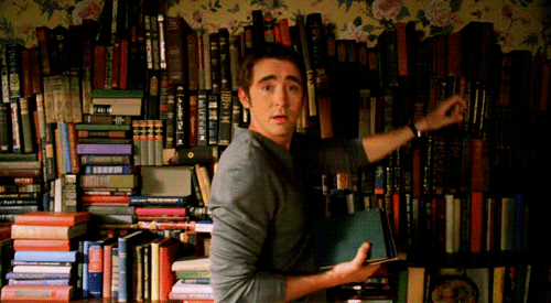 ameliavolkova: books ^_^ and him ^_^