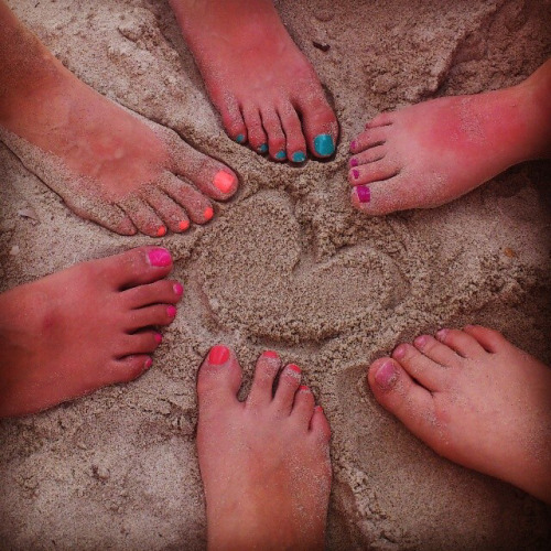 footer: #selfie #feet #summer B-) #sea #almyra #love