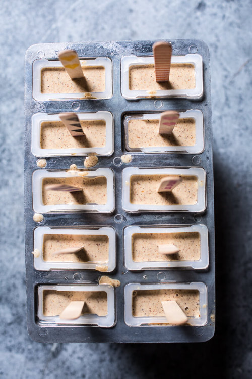 foodffs:  Salted Chocolate Dipped Banana Almond Pops with Malted Coconut Honey.Really nice recipes. Every hour.Show me what you cooked!