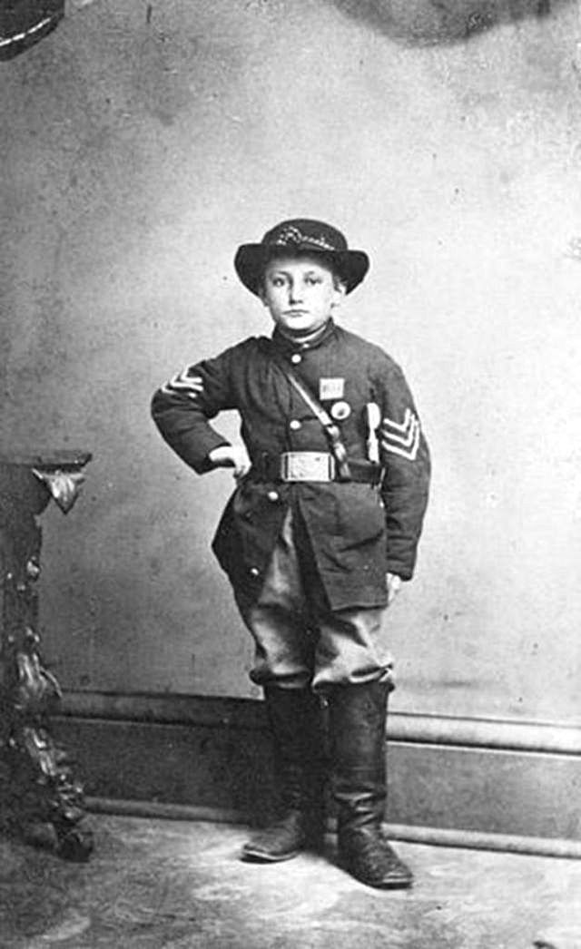 vintageeveryday:  Portraits of John Clem, who was 12 years old when he became a Civil