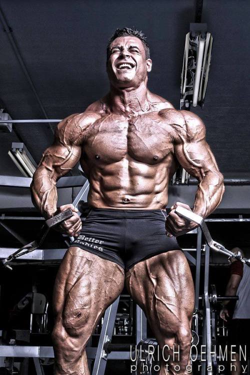 whitepapermuscle - James Bondi