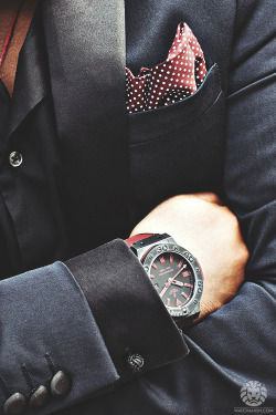 watchanish:  Hublot Big Bang King x Jacket from ASOS!More of our footage at WatchAnish.com. 