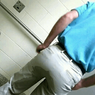 theguysearcher:Wet ass FUCK!!! This is so hot!!!!