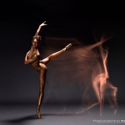 dreamdancer840: Omg this photo of Jessica McCann with Pittsburgh Ballet Theatre is amazing “Mehron F