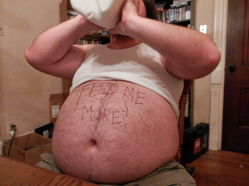 XXX inkedfatboy:  Hot pic!! Great belly!!  photo