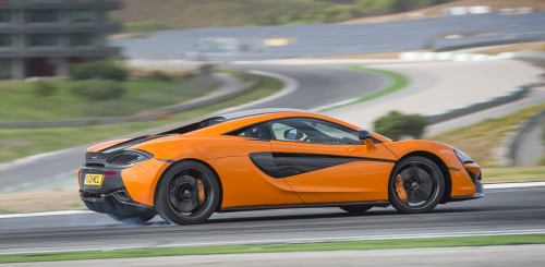 itcars:  570S Coupé: The First New McLaren Sports Series Model The McLaren 570S Coupé is the first – and highest powered – model launched in the recently announced Sports Series. Following its global debut at the New York International Auto Show