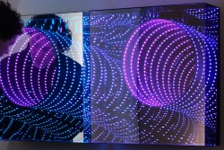 staceythinx:  Infinity LED light art by Hans Kotter Kotter on his work:  No other element inﬂuences our planet more than light. Light has enchanted me because of its inﬁnite variations and this aspect inspired me to investigate its composition and