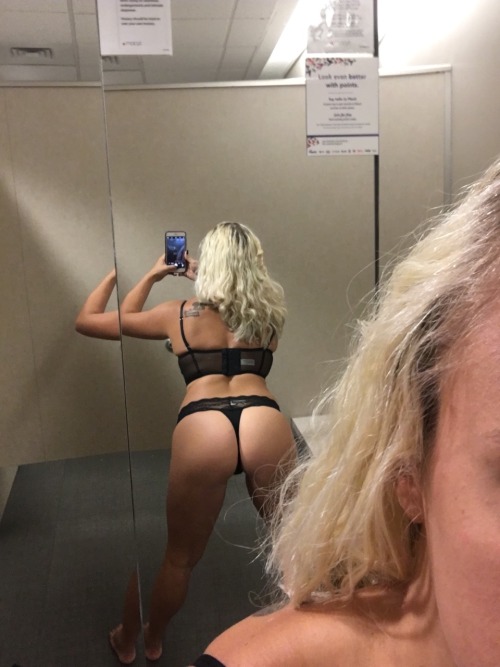 travelsex10:Papi said go shopping. Little Monster heard “go try on sexy things and tease me”Really h