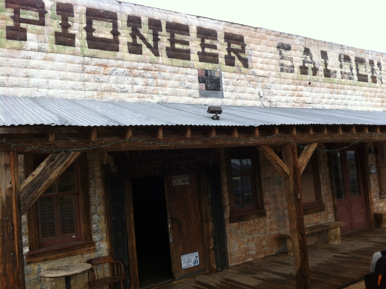 Stopped by the Goodsprings General Store and Pioneer Saloon for pictures. The people