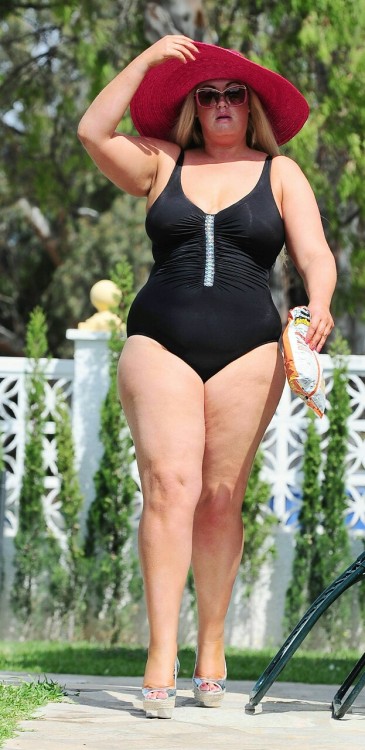 grann13l0v3r: Gemma collins Would love to fuck her