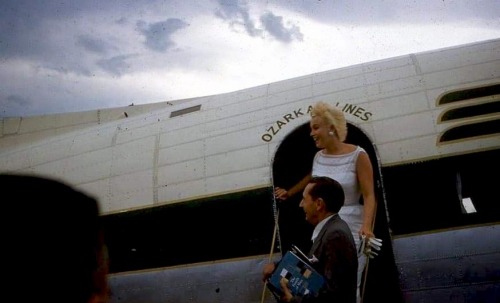 Marilyn Monroe arriving in Bement, Illinois, 1955.