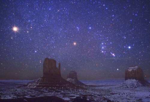 astronomicalwonders:  Mars and Orion over Monument Valley   Image Credit & Copyright:  Wally Pacholka (Astropics, TWAN)