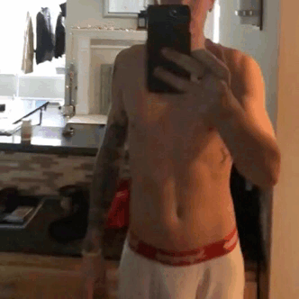 hotfamousmen:  Sammy Wilk