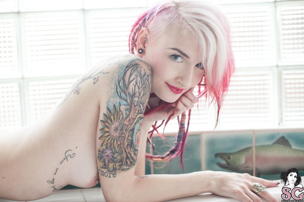 theperfectladies:  Stormyent Suicide