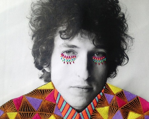 Embroidered Vintage Photos That Give Them 3D EffectTextile artist from Mexico, Victoria Villasana&rs