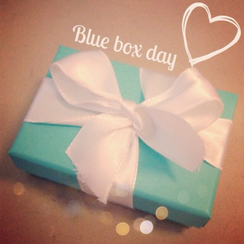 It&rsquo;s my Birthday, little blue box day Thanks to The sweetest boyfriend @patrickdijkstra #b