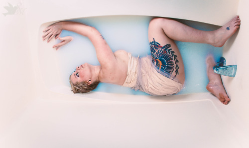 photosropeandflowers: Milkbath PhotographyModel: PJPhotography: Me