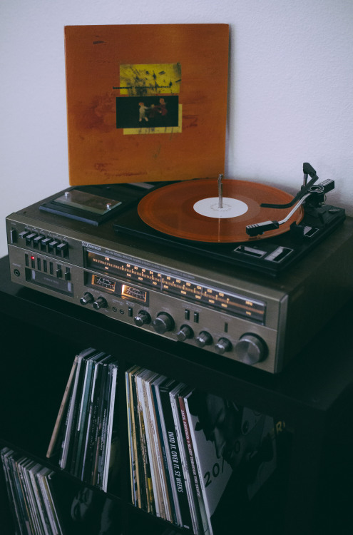 newfoundspace:My record player set up is the best. 