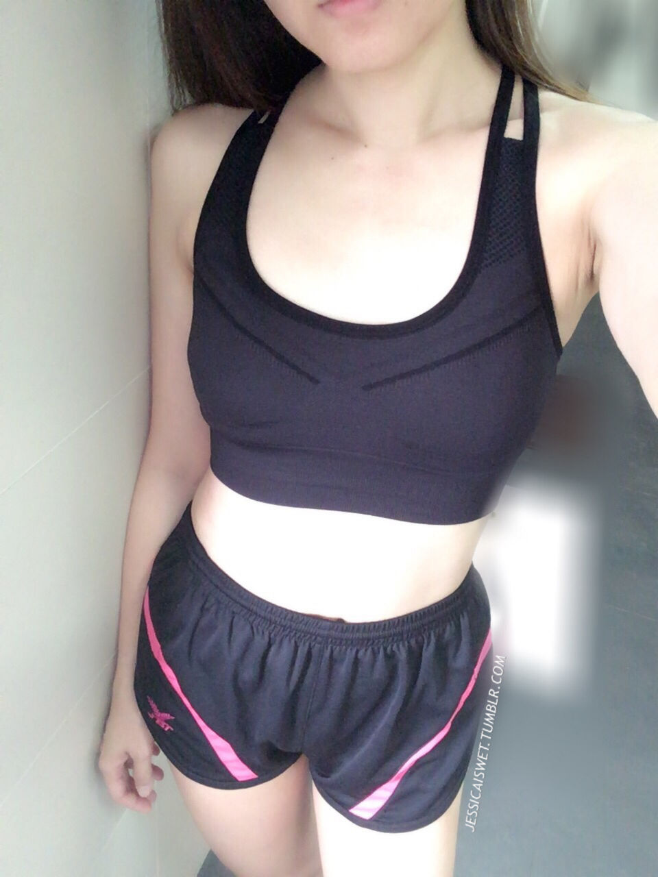 jessicaiswet:  good morning! heading to the gym
