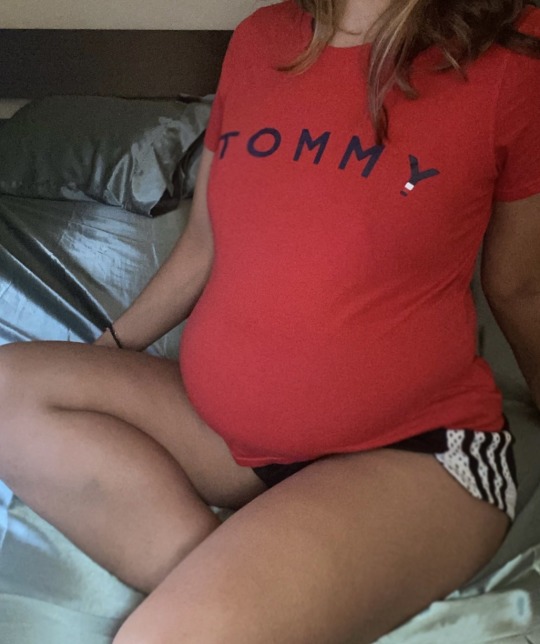 potbellygf:i’m so glad my classes are online this year&hellip; because my jeans