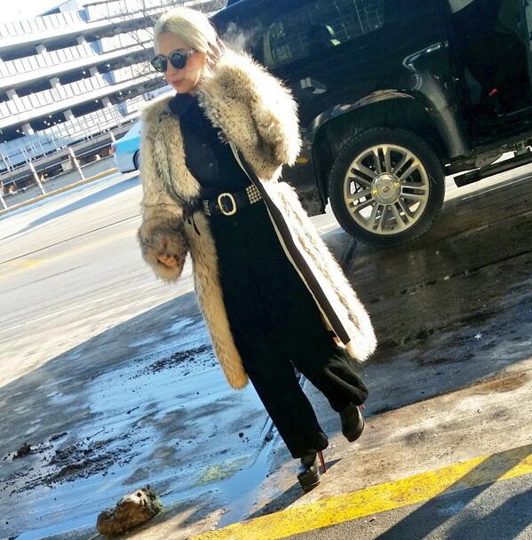 mothemonster:  Lady Gaga a few minutes ago in Chicago. 