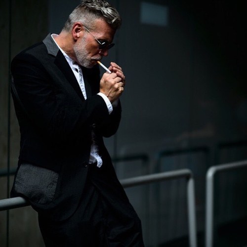 gentlemanuniversee: mensuitsteam: @nickwooster @pittimmagine ✔️  #menstyle #menswear #mensfashion #m