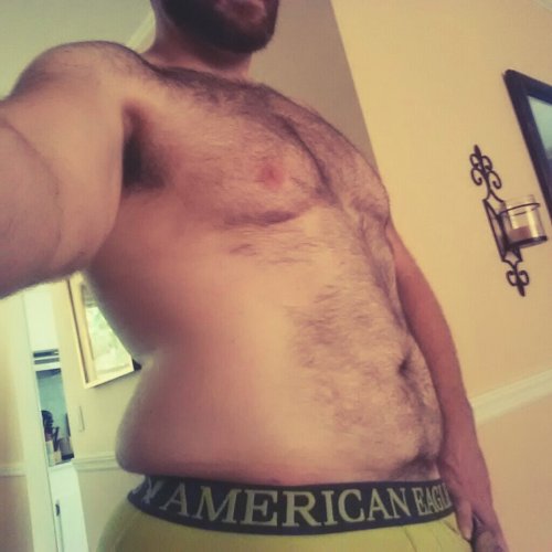 adorkable-bear:  Tummy Tuesday time#tummytuesday(from @Adorkable_Bear on Streamzoo) 