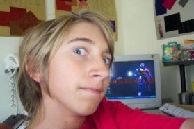 achievementt-teeth:  Young Achievement Hunter