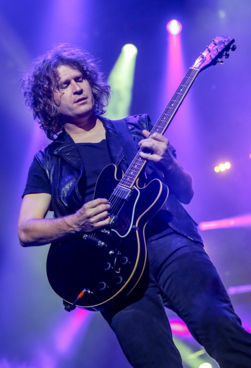 talkstostrangers:  RBC Royal Bank Bluesfest 2014 [hq] 