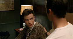 clouds-in-my-eyes:  Glee Hiatus Challenge: 6/? - Klaine in 3x5: The First Time 