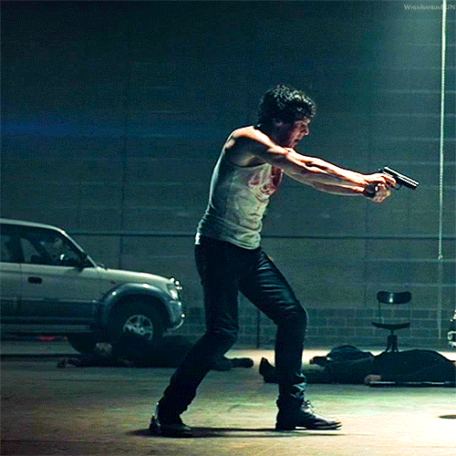 addignisherlock:i-am-adlocked:whenisayrunrun:Benedict Cumberbatch - Little Favour I can see this as 