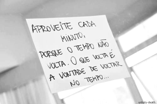 Feita de papel ∞