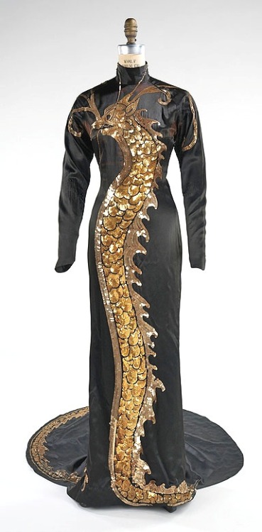 Travis Banton Gown worn by Anna May Wong in Limehouse Blues (1934), via @~ Mlle.. 