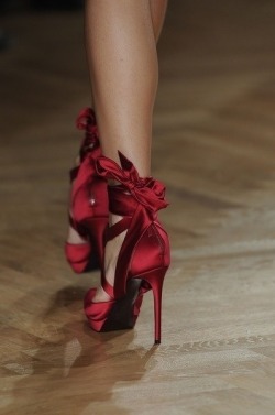 hplessflirt:  driven-erotic-minx:  Love these shoes….minx ❤️  Here ya go girlslovegoodinnuendo ;)  &lt;3