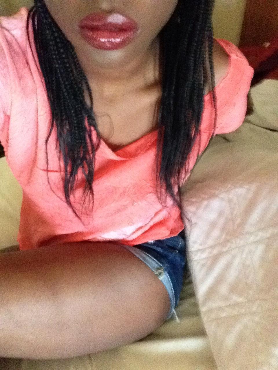 dickgoo:  More or Meeka Sexy lil ass 18 and ready.. thanks for submitting  http://cash4sextapes.com