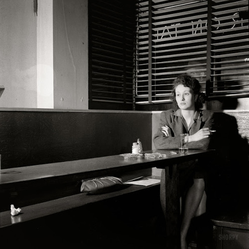 the-night-picture-collector - Alone - 1. Edward Hopper, Automat,...