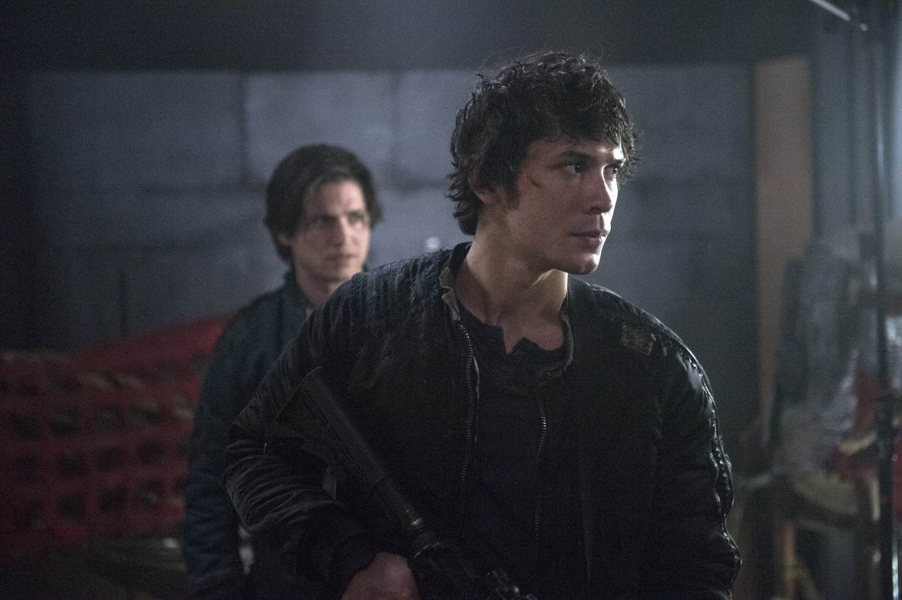 cwthe100:  There is no peace in war. Watch The 100 tonight at 9/8c on The CW! 