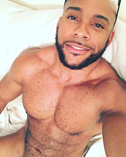 Porn thetradedesk:  Steven Araujo  IG: @Summerbody photos