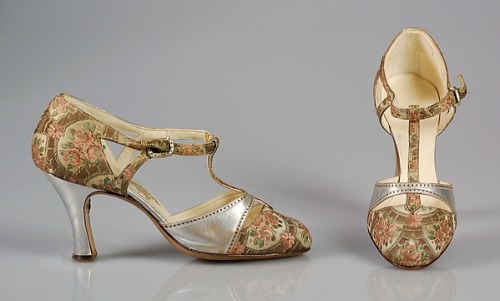 omgthatdress:ShoesDelman, 1930The Metropolitan Museum of ArtI have an alibi when these are stolen to