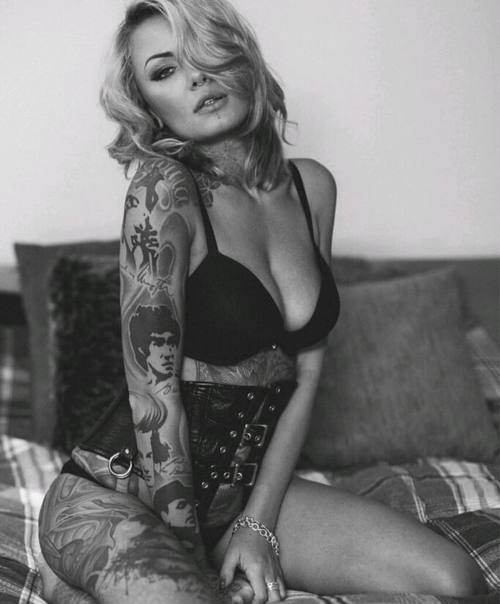 womenwithink:  @ericliyahkane by @tymwhitney  #womenwithink #womenwithtattoos #thightattoo #legtattoo #sleeve #sleevetattoo #art #chestpiece #chesttattoo #blackwork #stomachtattoo #girlswithink #girlswithtattoos #ink #inked #inkedgirls #inkedwomen #tattoo