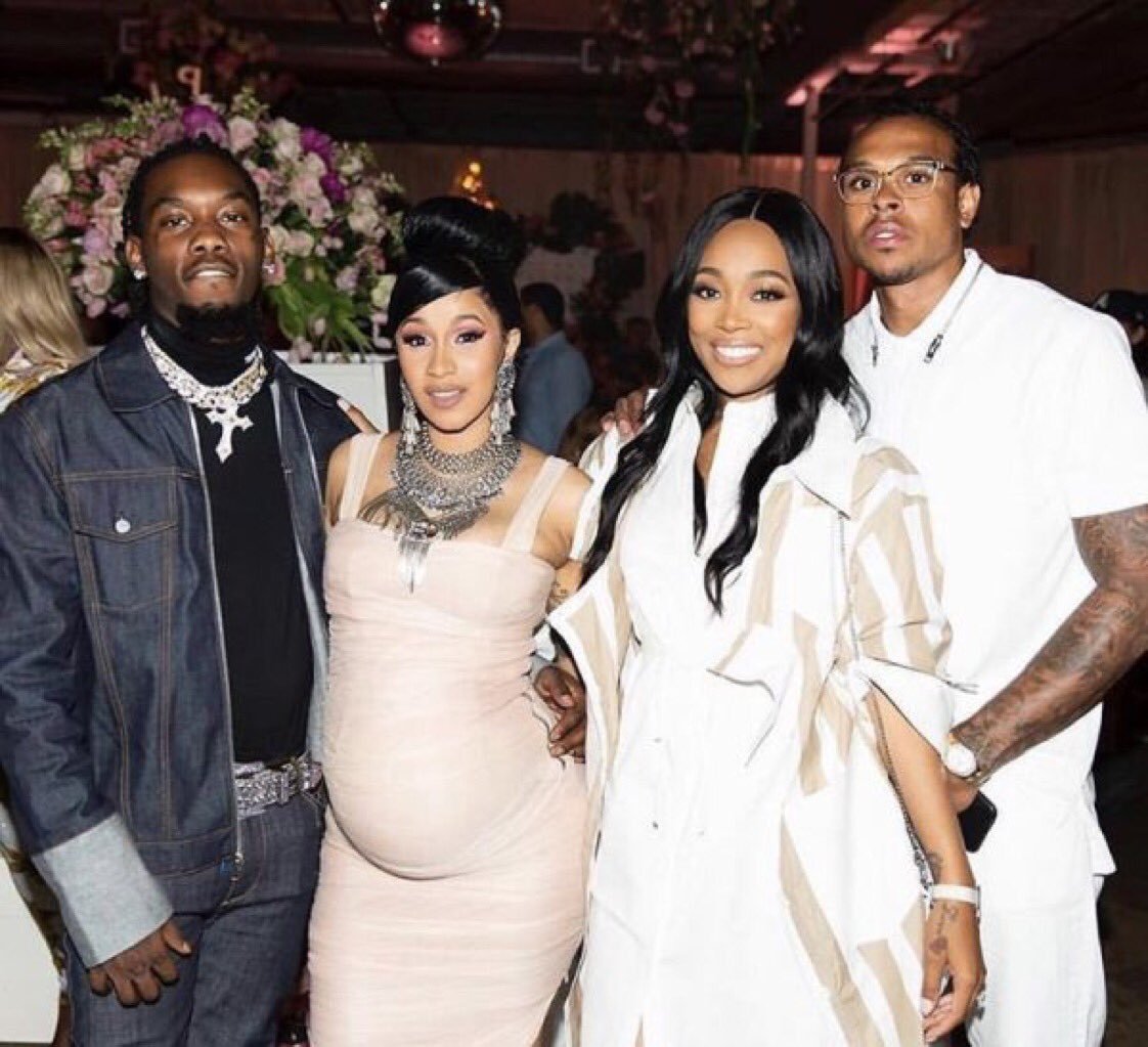 tarynel:  woodmeat:  Nah man this nigga offset be wearing anything bruhWhere do u