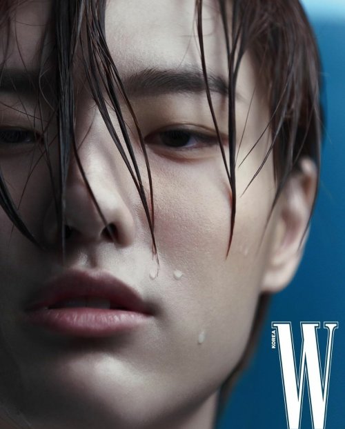 Woodz - W Korea